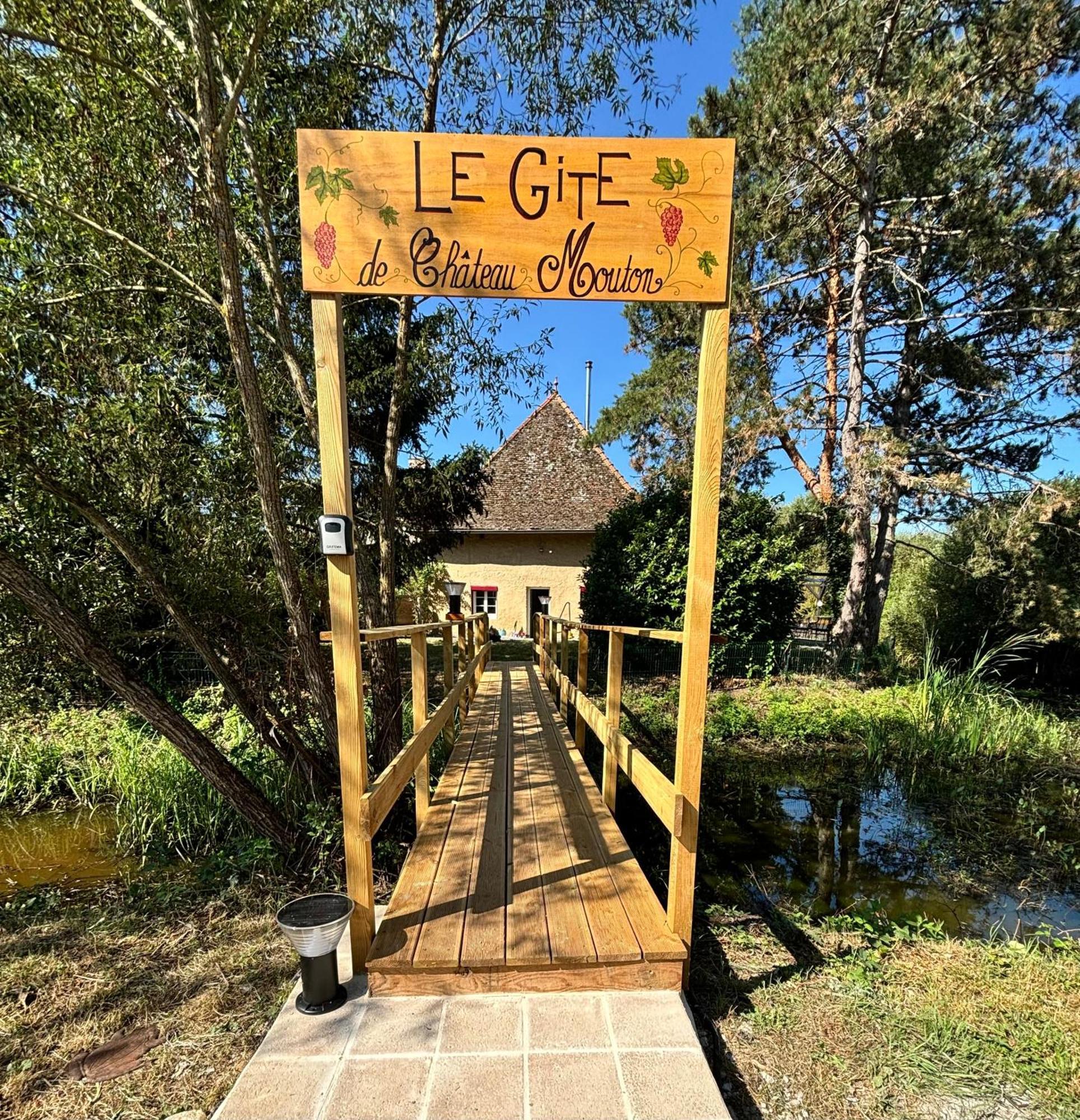 Le Gite Du Chateau Mouton Chatenoy-le-Royal Экстерьер фото